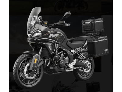 CFMOTO 700MT Adventure BLACK